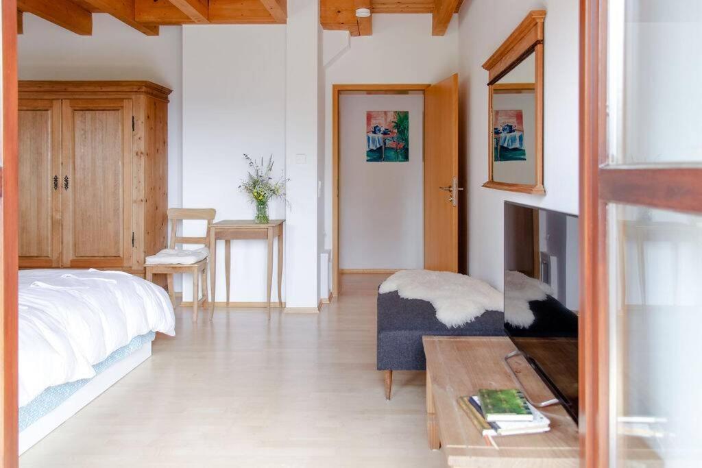4-Zimmer-Ferienwohnung Waldbluemle Dobel Exterior foto