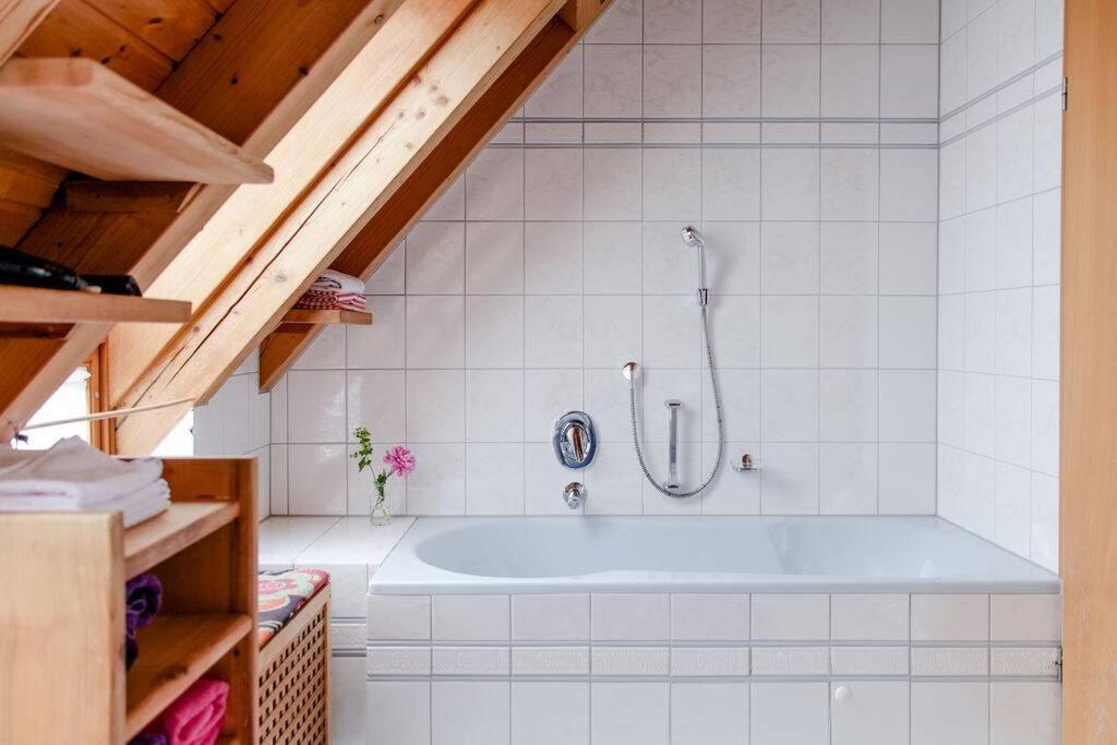 4-Zimmer-Ferienwohnung Waldbluemle Dobel Exterior foto